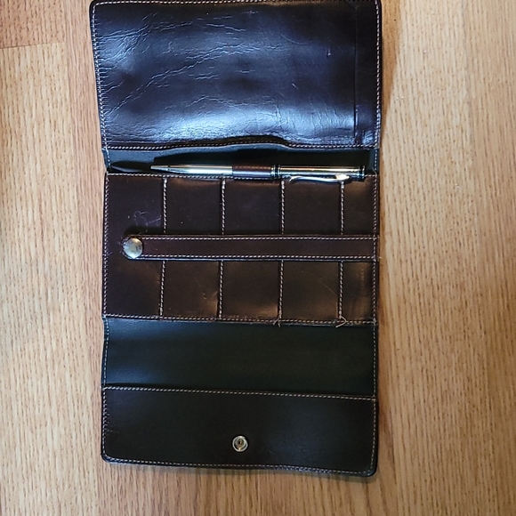 Roots leather wallet - Picture 3 of 3